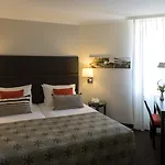 Metropolitan Hotel