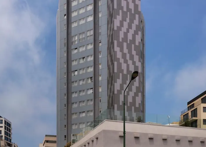 Metropolitan Hotel